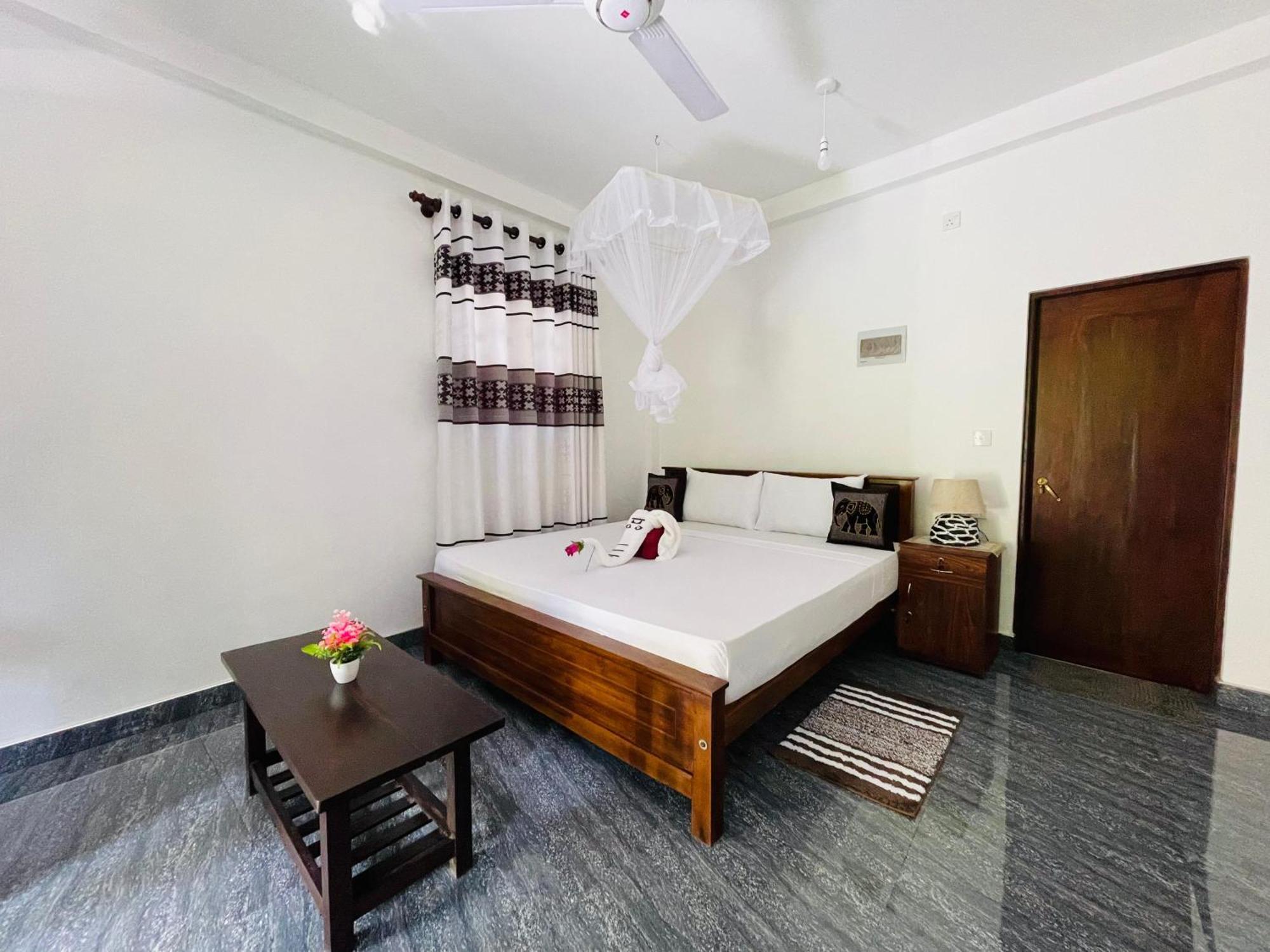 Dream Villa 锡吉里亚 外观 照片